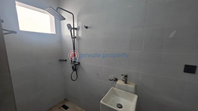 3 bedroom House For Sale Coastal Estate Near Coastal Spintex Accra - 11