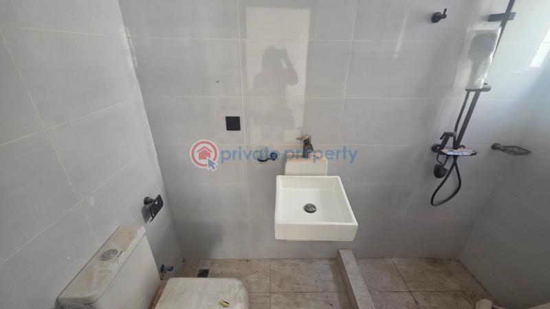 3 bedroom House For Sale Coastal Estate Near Coastal Spintex Accra - 8
