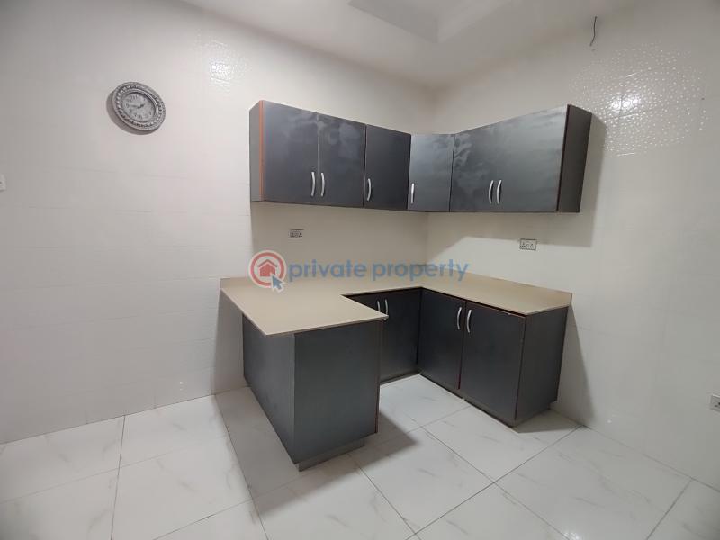 3 bedroom Detached Duplex For Sale Lakeside Estate Community 8 Tema Accra - 4