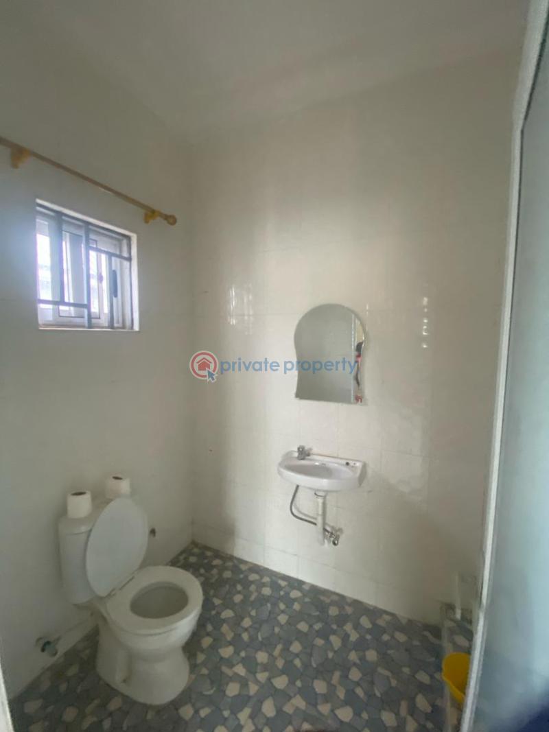3 bedroom House For Sale Estate Junction Kasoa Ghana Awutu-Senya East Central Region - 5