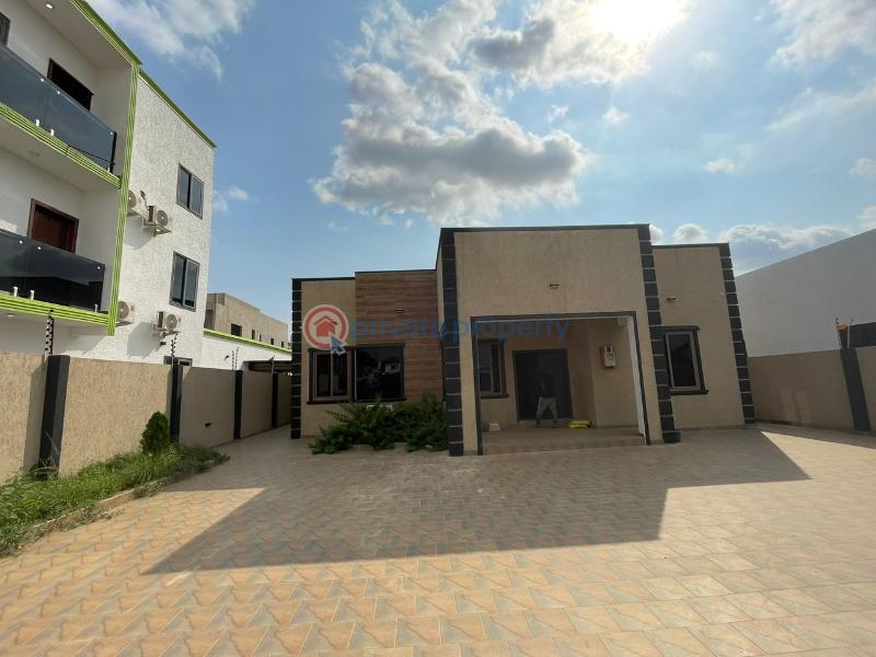 3 bedroom House For Sale Lakeside Accra Metropolitan  - 3