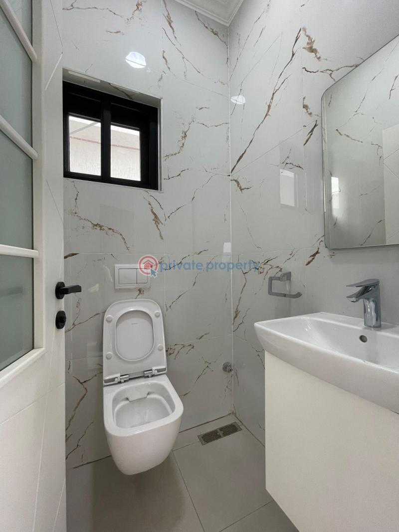 3 bedroom House For Sale Near Golden Gate Spintex Road Accra - 5