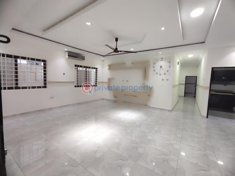 3 bedroom Detached Duplex For Sale Lakeside Estate Community 8 Tema Accra - 2