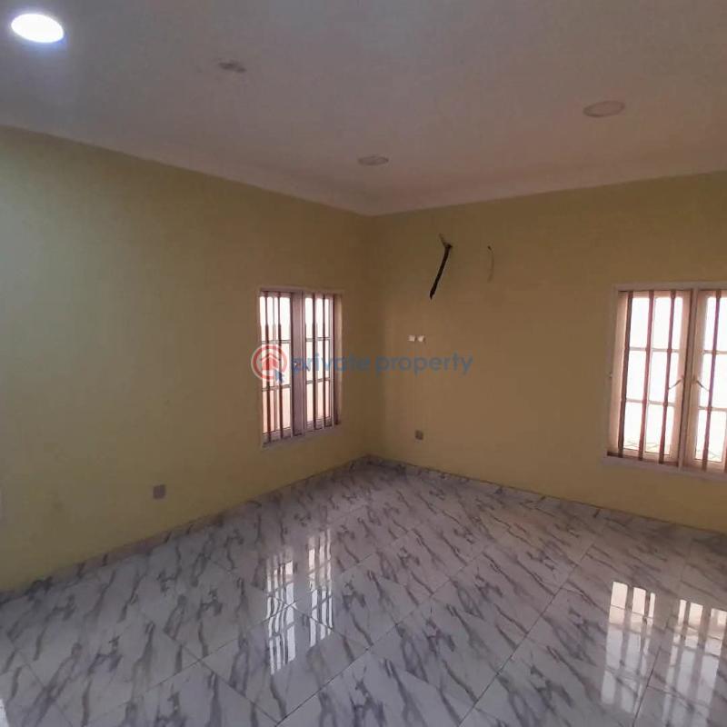 3 bedroom House For Sale Dome Pillar 2 Dome Ga East Municipal Accra - 6