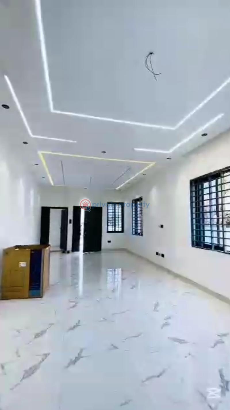 3 bedroom Detached Duplex For Sale Lakeside Estates. Adenta Municipal Accra - 3