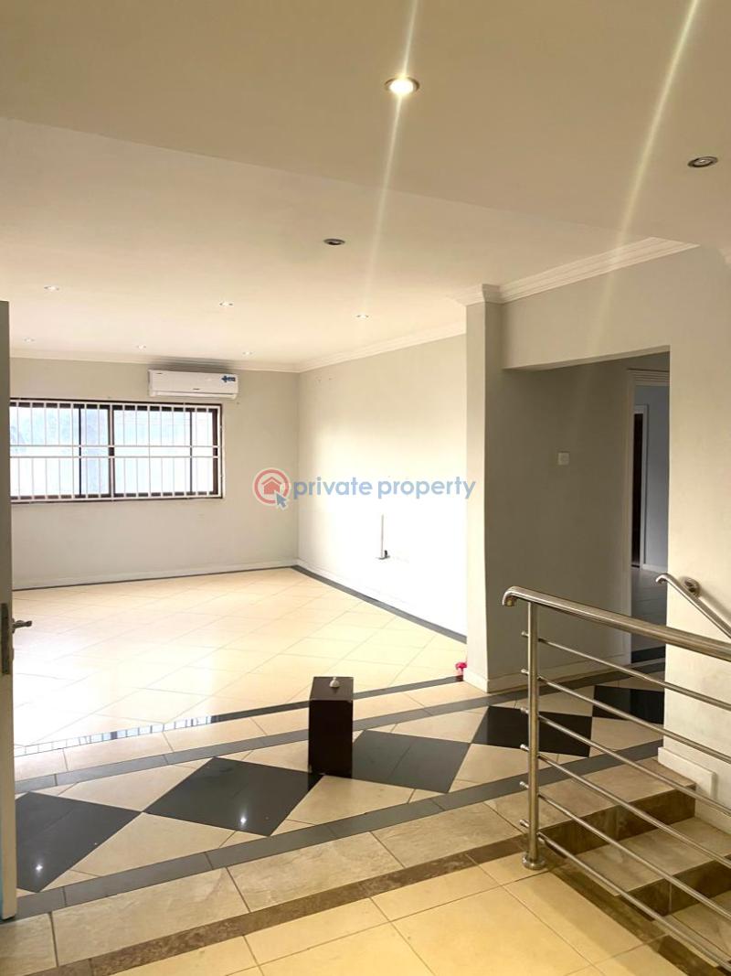 3 bedroom House For Rent Cfc Estate Achimota Accra - 11