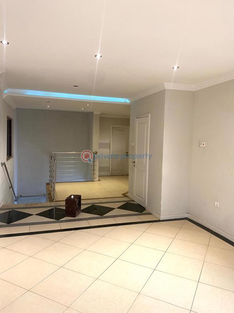 3 bedroom House For Rent Cfc Estate Achimota Accra - 8