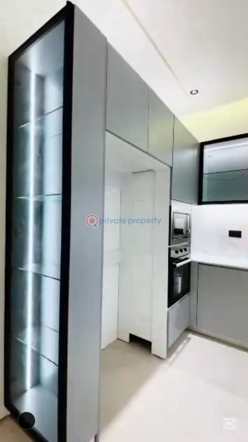 3 bedroom Detached Duplex For Sale Lakeside Estates. Adenta Municipal Accra - 6