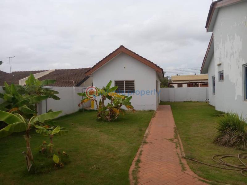 5 bedroom House For Sale Emefs Estate, Afienya Rd Tema Accra - 2