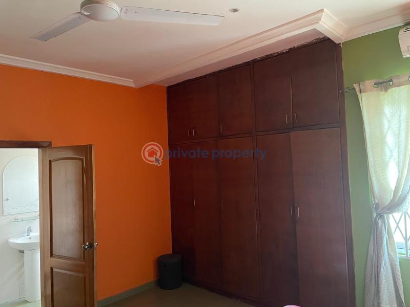 5 bedroom House For Sale Emefs Estate, Afienya Rd Tema Accra - 7