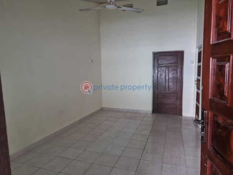 3 bedroom House For Sale Nyaniba Estate Osu Accra - 9