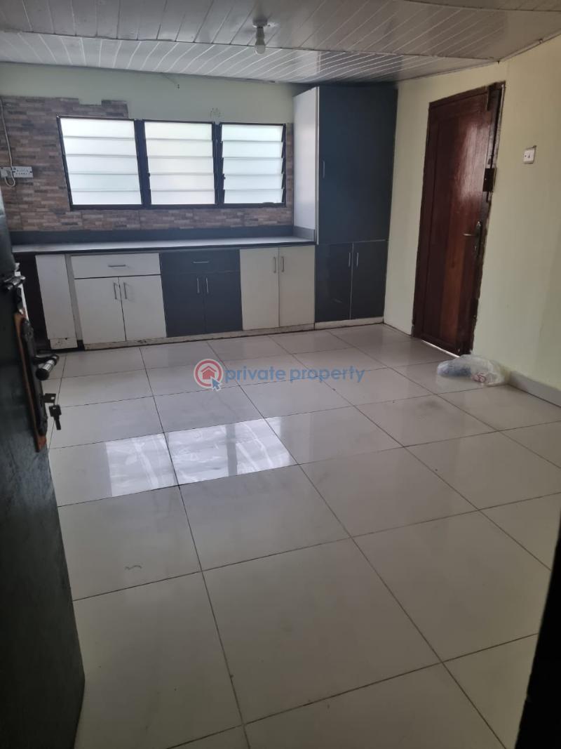 3 bedroom House For Sale Nyaniba Estate Osu Accra - 1