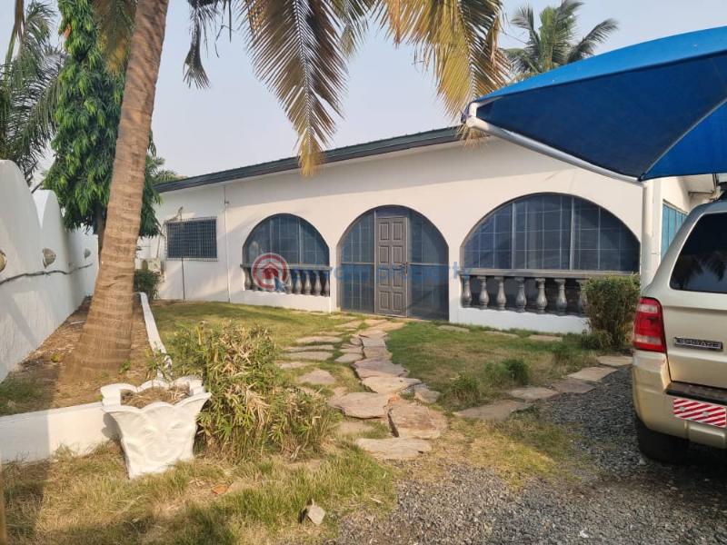 3 bedroom House For Sale Nyaniba Estate Osu Accra - 0