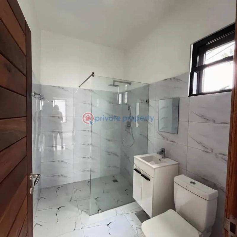 3 bedroom Detached Duplex For Sale Haasto Atomic Road Haatso Ga East Municipal Accra - 3