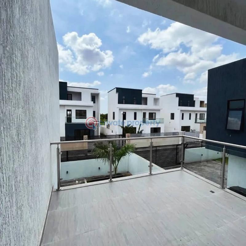 3 bedroom Detached Duplex For Sale Haasto Atomic Road Haatso Ga East Municipal Accra - 6