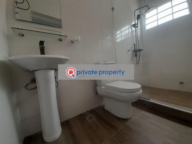 3 bedroom Detached Bungalow For Sale &nbsp;community 18 Road Baatsonaa Spintex Accra - 5