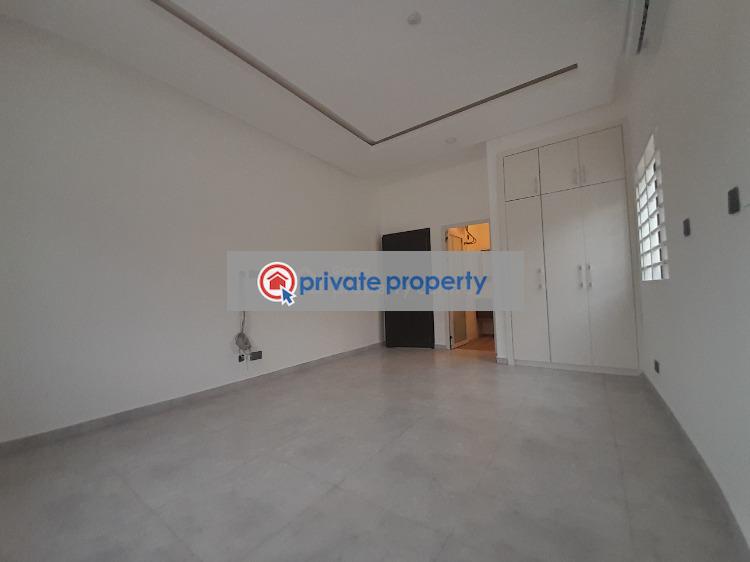 3 bedroom Detached Bungalow For Sale &nbsp;community 18 Road Baatsonaa Spintex Accra - 7