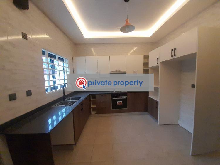 3 bedroom Detached Bungalow For Sale &nbsp;community 18 Road Baatsonaa Spintex Accra - 4