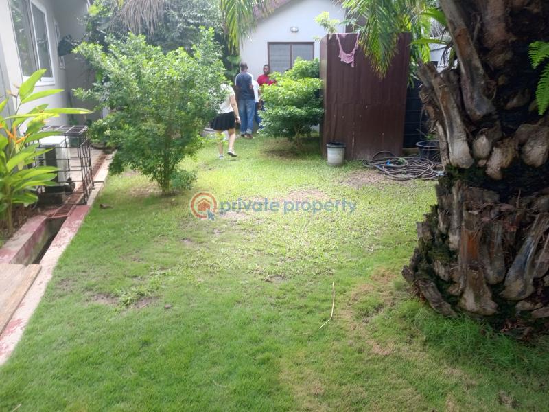 3 bedroom House For Rent Osu Nyaneba Osu Accra - 20