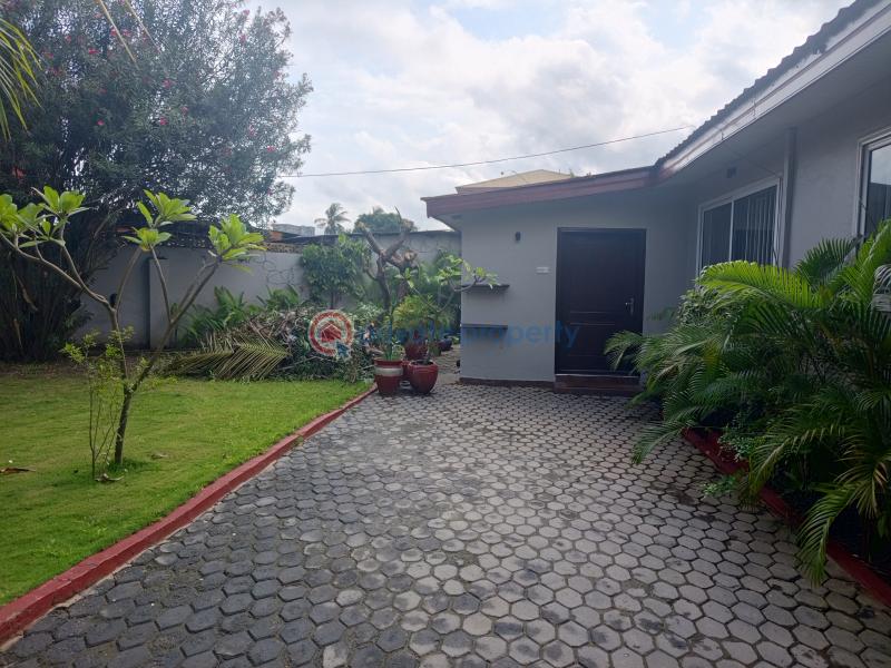 3 bedroom House For Rent Osu Nyaneba Osu Accra - 15