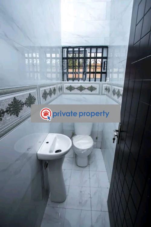 3 bedroom Semi detached Bungalow For Sale &nbsp;around Frimpomaa Estate Spintex Accra - 4