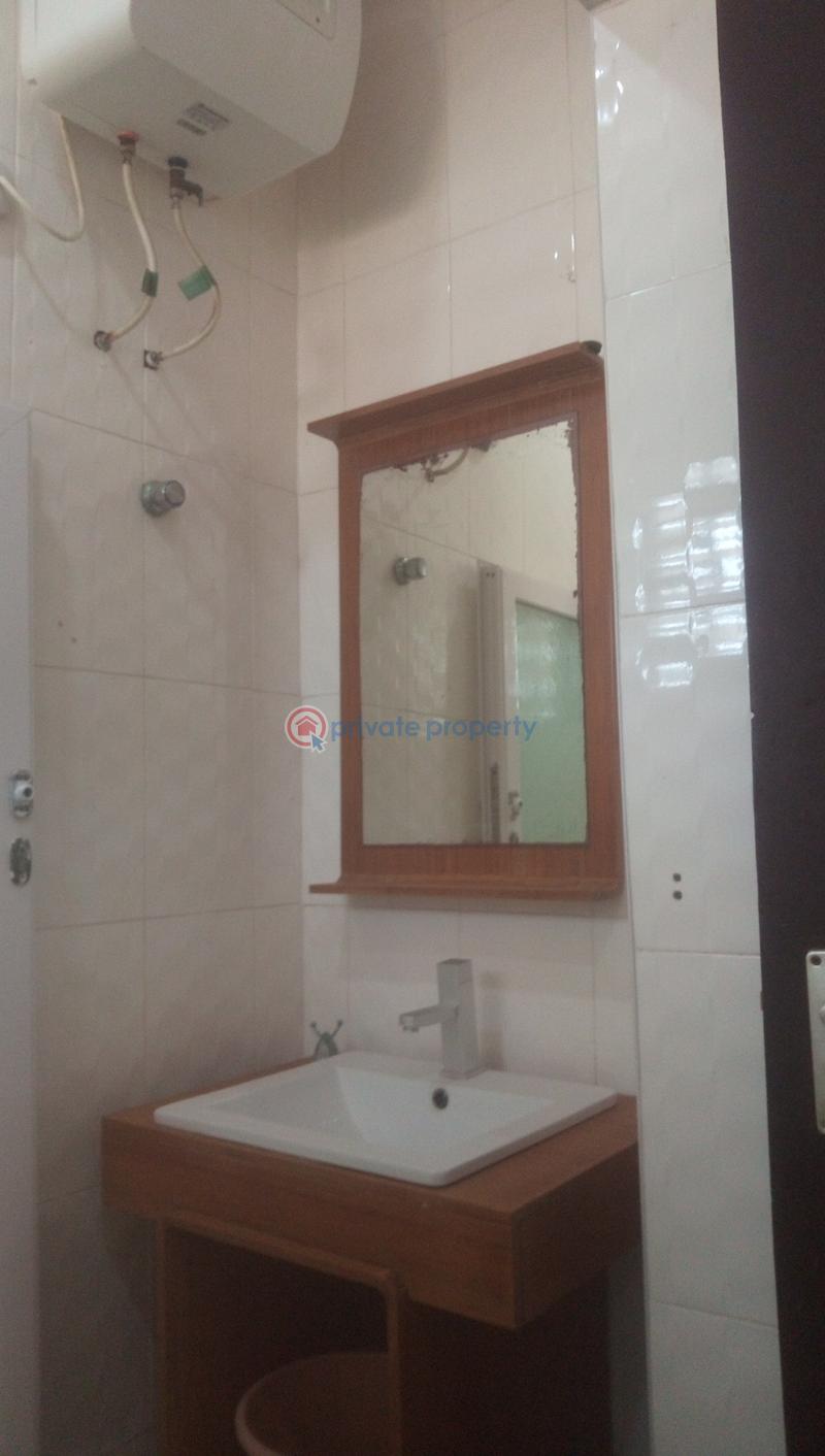 3 bedroom House For Rent Osu Road South Labadi Accra - 5