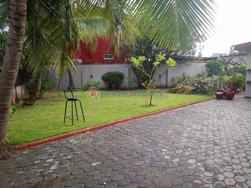 3 bedroom House For Rent Osu Nyaneba Osu Accra - 17