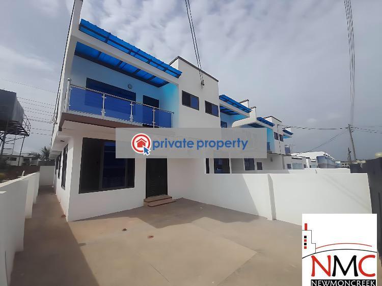 3 bedroom Detached Duplex For Sale &nbsp;oyarifa Highway Oyarifa La Nkwantanang Madina Municipal Accra - 8
