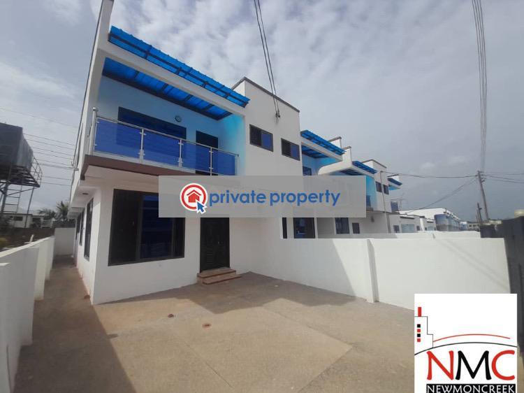 3 bedroom Detached Duplex For Sale &nbsp;oyarifa Highway Oyarifa La Nkwantanang Madina Municipal Accra - 9