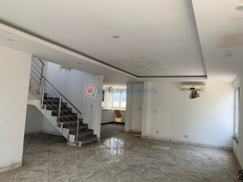 3 bedroom Townhouse For Sale North Ridge Roman Ridge Accra - 2
