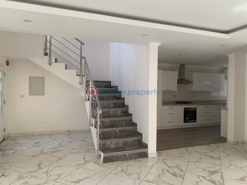 3 bedroom Townhouse For Sale North Ridge Roman Ridge Accra - 5