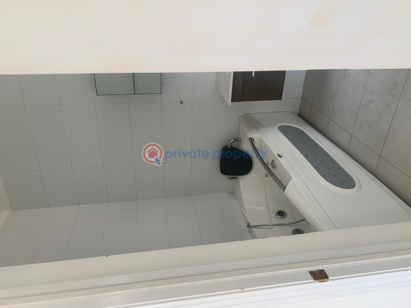 3 bedroom Townhouse For Sale North Ridge Roman Ridge Accra - 11