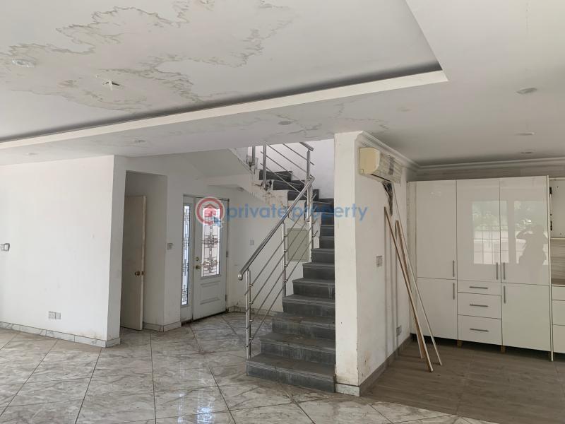 3 bedroom Townhouse For Sale North Ridge Roman Ridge Accra - 13