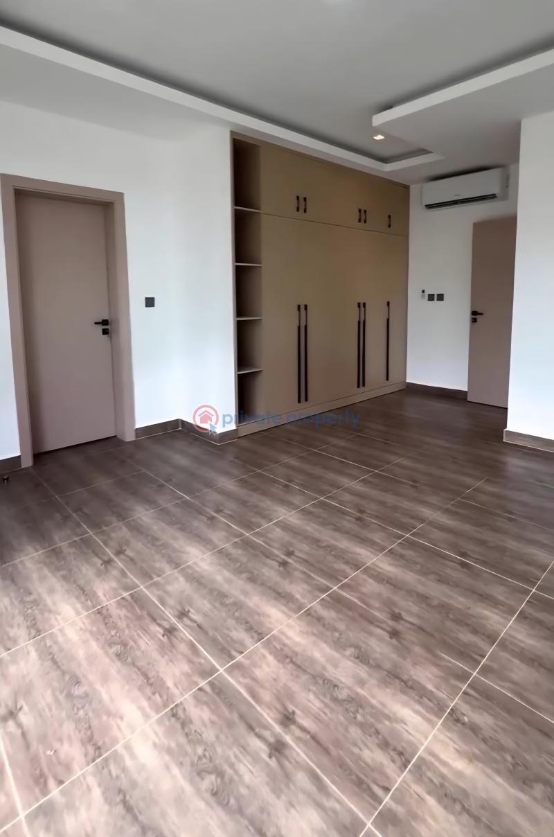 3 bedroom Townhouse For Sale Spintex Community 18 Spintex Accra - 5