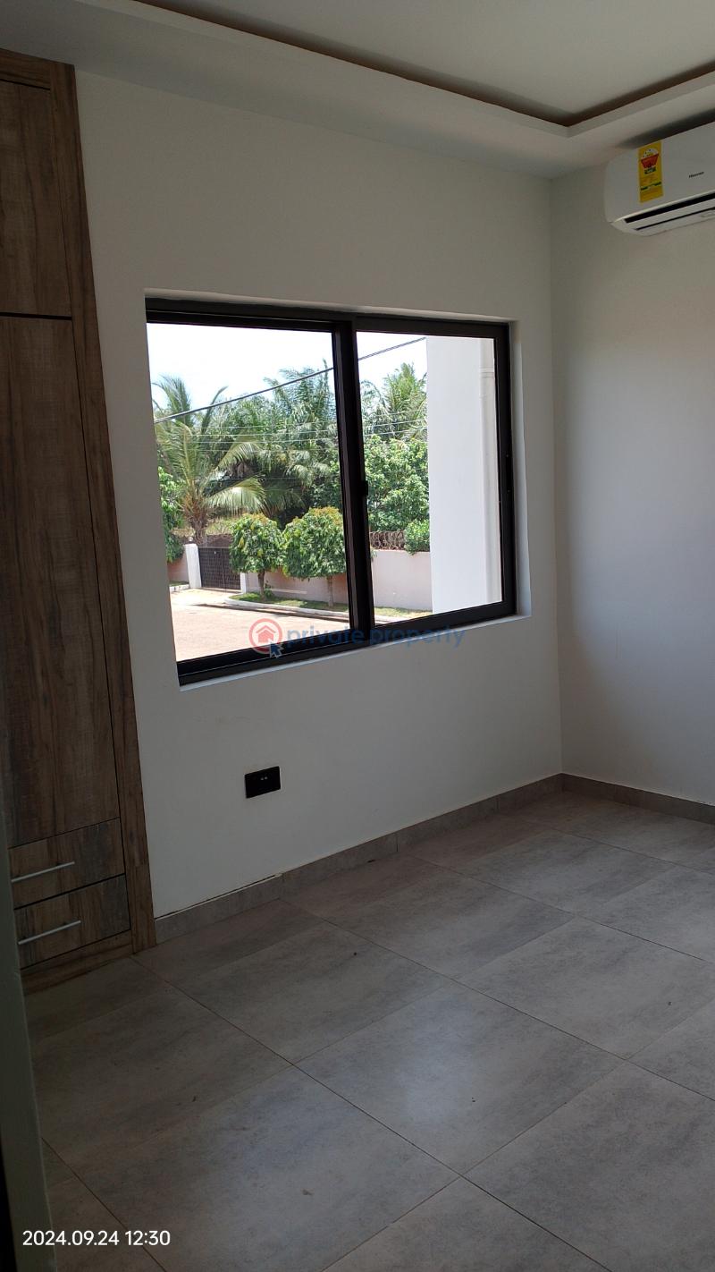 3 bedroom Townhouse For Rent North Hospital 🏥🏥🏥 Area Opposite The Police Station North Legon Accra - 11