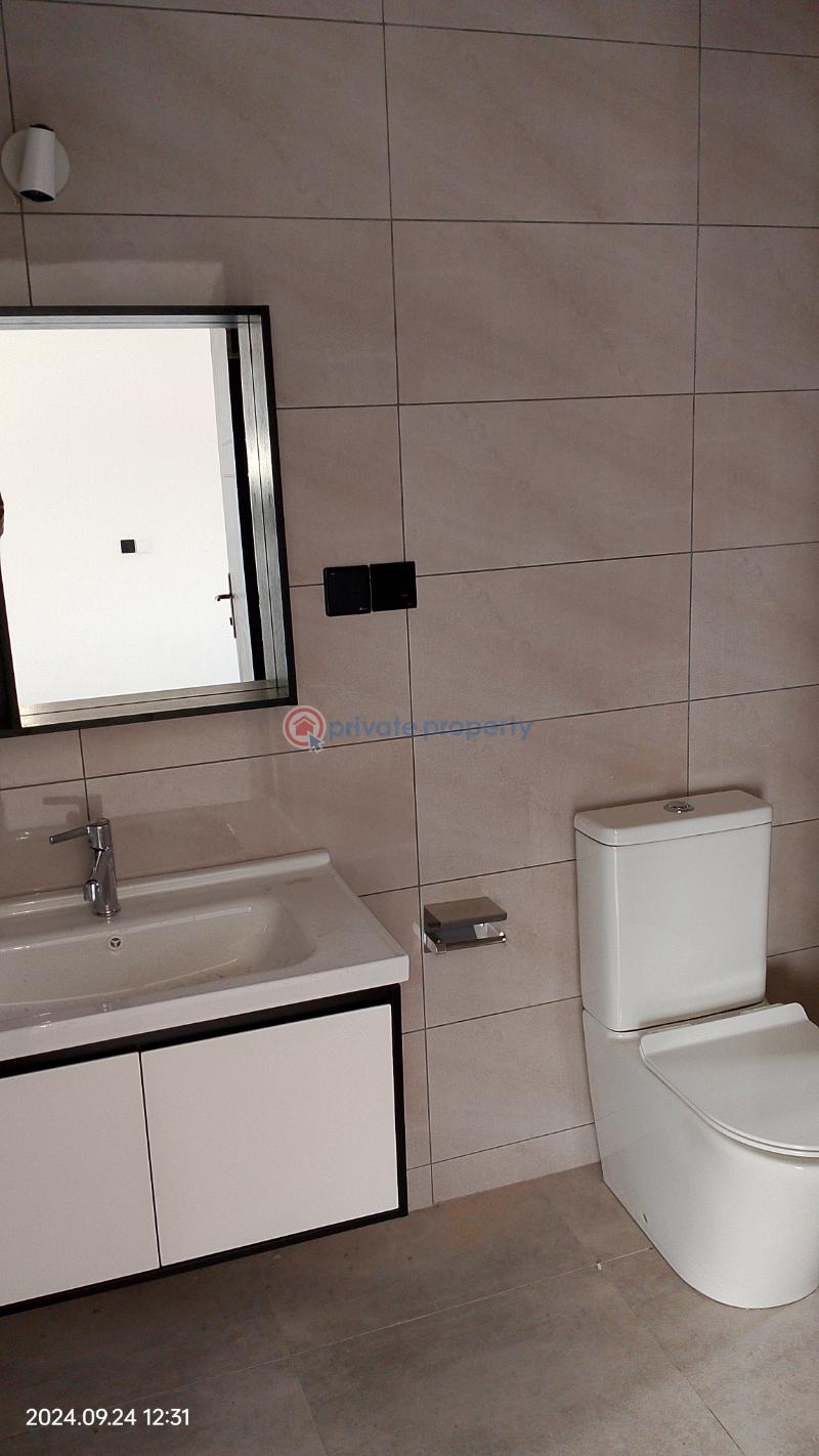 3 bedroom Townhouse For Rent North Hospital 🏥🏥🏥 Area Opposite The Police Station North Legon Accra - 4
