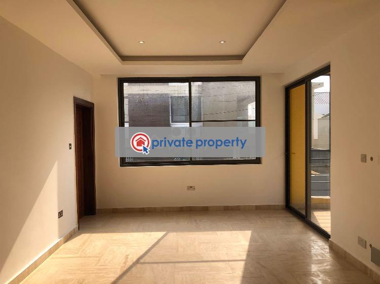 3 bedroom Townhouse For Sale Airport Residential Area Accra - 3