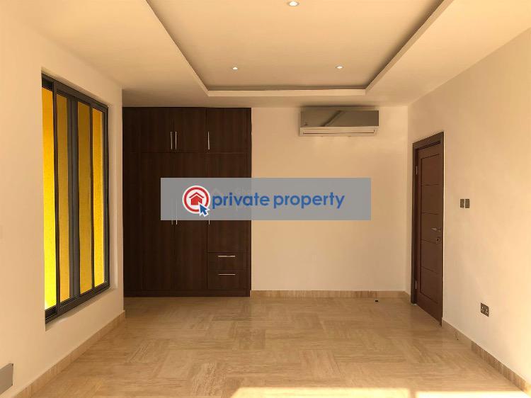 3 bedroom Townhouse For Sale Airport Residential Area Accra - 4