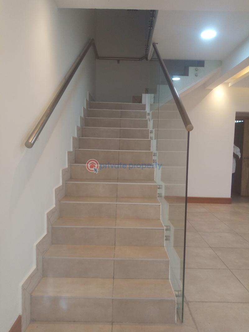 3 bedroom Townhouse For Rent Dzorwulu Accra - 8