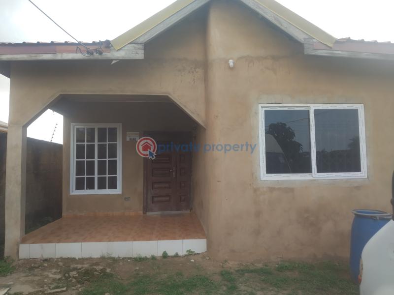 3 bedroom House For Sale Second Bridge Mataheko Tema Accra - 2