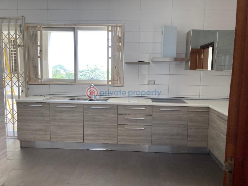 3 bedroom Apartment For Rent North Ridge Accra - 3