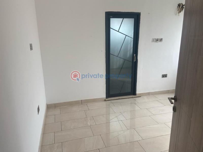 3 bedroom House For Sale Tse Addo Roundabout Road. Tse Addo Accra - 3