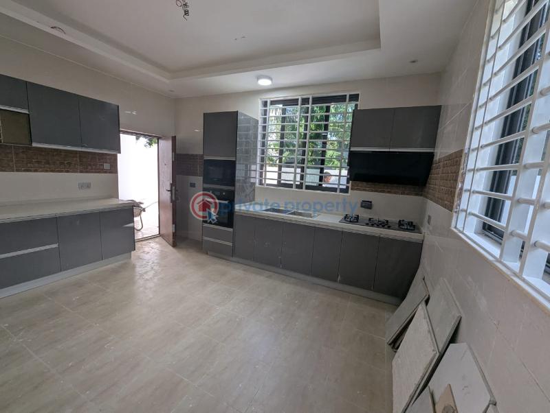 3 bedroom House For Sale Close To The Achimota Mall Accra - 10