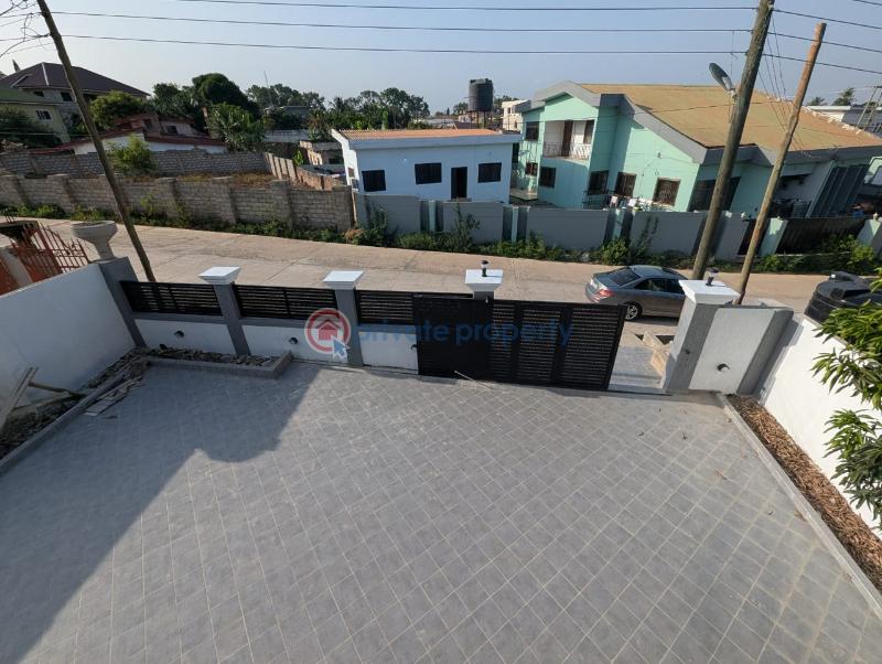 3 bedroom House For Sale Close To The Achimota Mall Accra - 6
