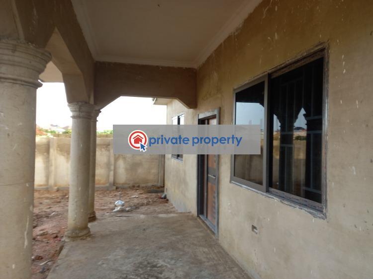3 bedroom House For Sale &nbsp;achiase After Kenyasi Abrem. Kumasi Metropolitan Ashanti - 2