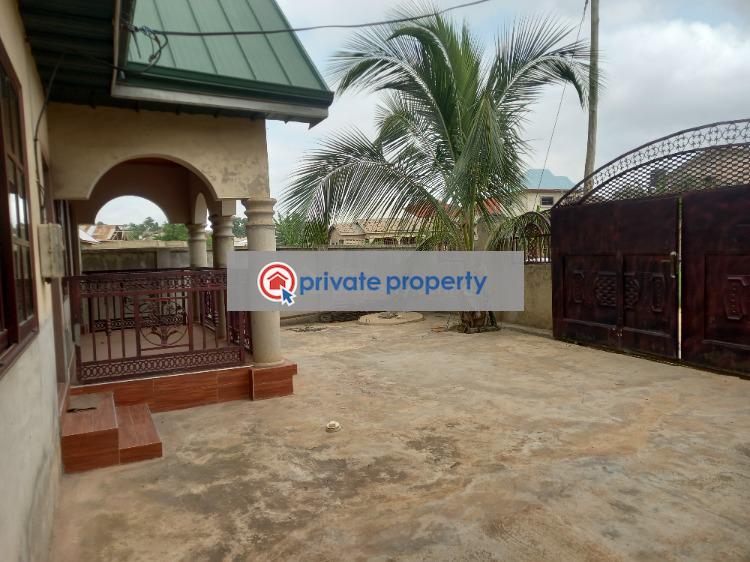 3 bedroom House For Sale &nbsp;atonsu Aprabo. Kumasi Metropolitan Ashanti - 6