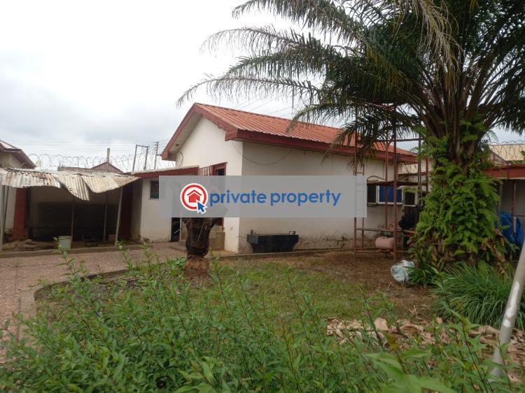 3 bedroom House For Sale &nbsp;asuofia On Abrepo Road. Kumasi Metropolitan Ashanti - 10