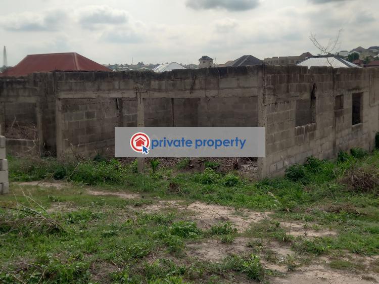 3 bedroom House For Sale  mampongteng Kumasi Metropolitan Ashanti - 0