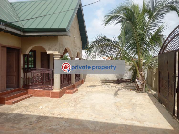 3 bedroom House For Sale &nbsp;atonsu Aprabo. Kumasi Metropolitan Ashanti - 4