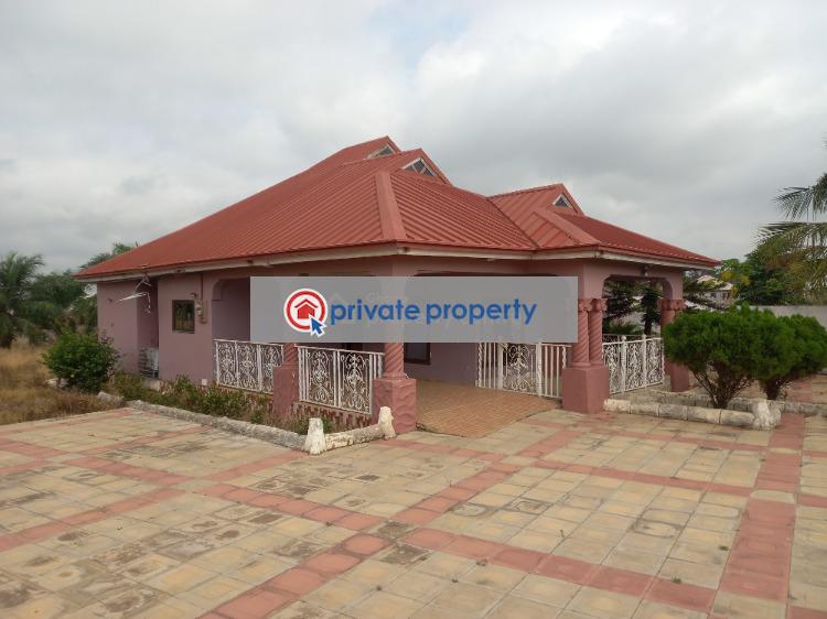3 bedroom House For Sale &nbsp;ejisu Besease. Ejisu-Juaben Municipal Ashanti - 3